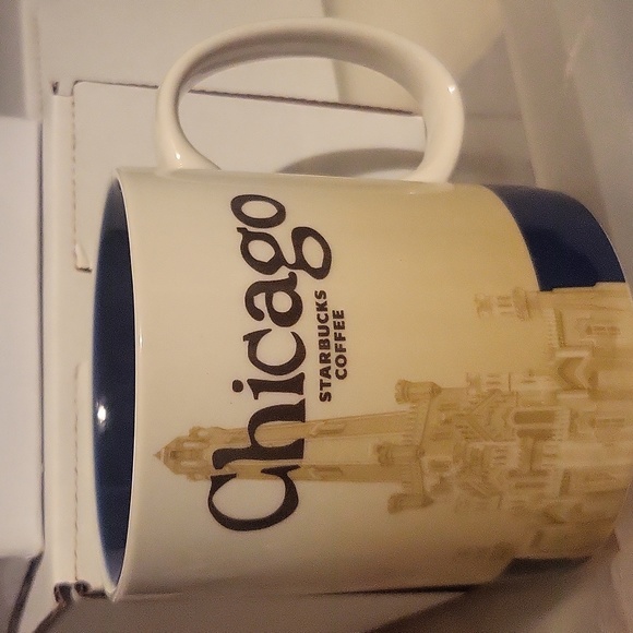 2012 Starbucks Chicago global icon mug - Picture 1 of 3
